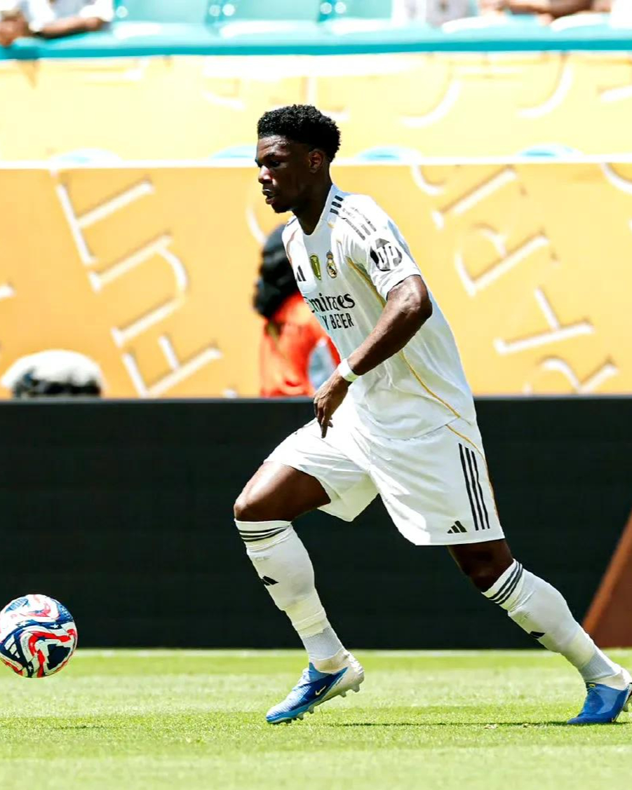 TheShy在皇家马德里比赛中爆冷,精彩发挥引发热议!的简单介绍 TheShy在皇家马德里比赛中爆冷,精彩发挥引发热议!的简单介绍