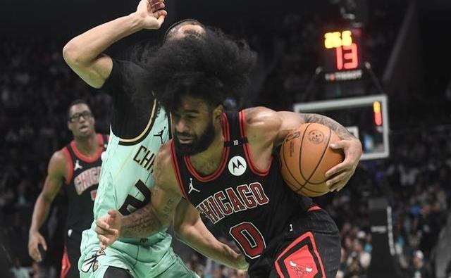 包含夏洛特黄蜂国际比赛日单刀错失；志在NBA常规赛名次提升；引发热议；资深球员宣示担当的词条J9