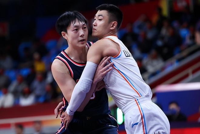 欧篮联倒计时，法兰克福集结日伤情更新，细节引发关注，目标明确，身体对抗强度拉满的简单介绍