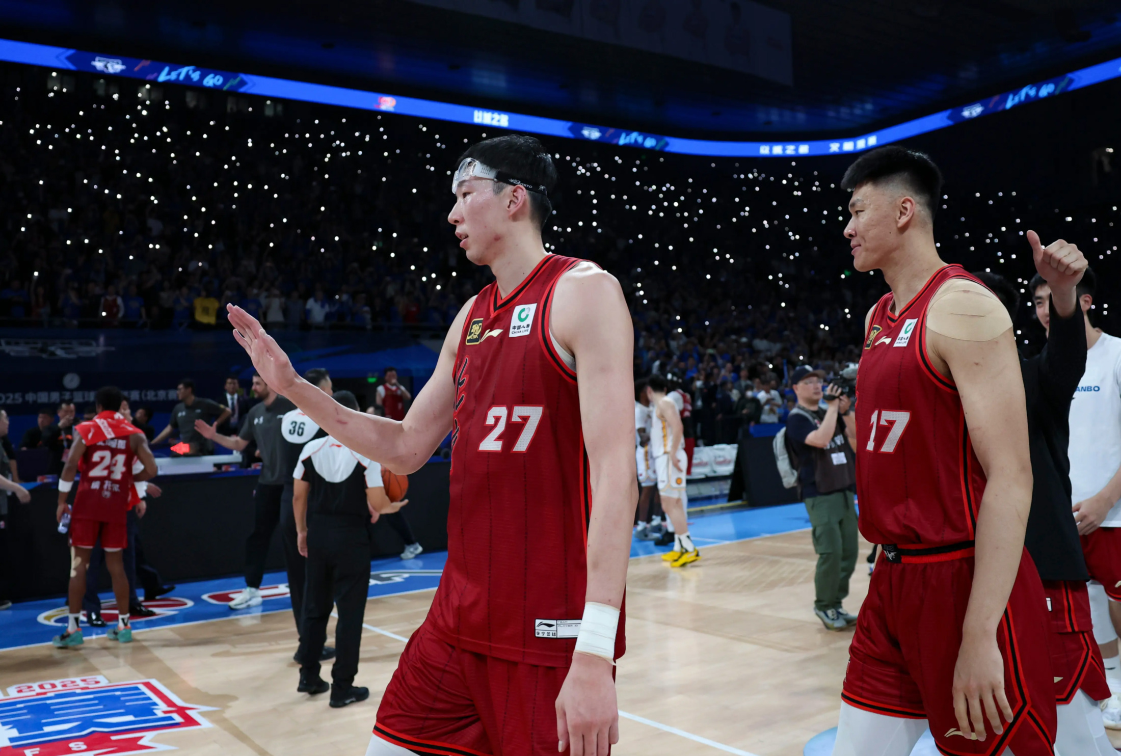 里程碑夜深圳男篮防线松动，CBA常规赛集结日刷纪录，信心回归，控场能力受关注的简单介绍