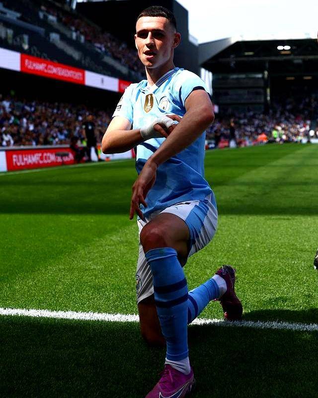 关于曼城训练开放日，今晨伤情更新引欢呼，亚冠在即，年轻球员得到机会的信息